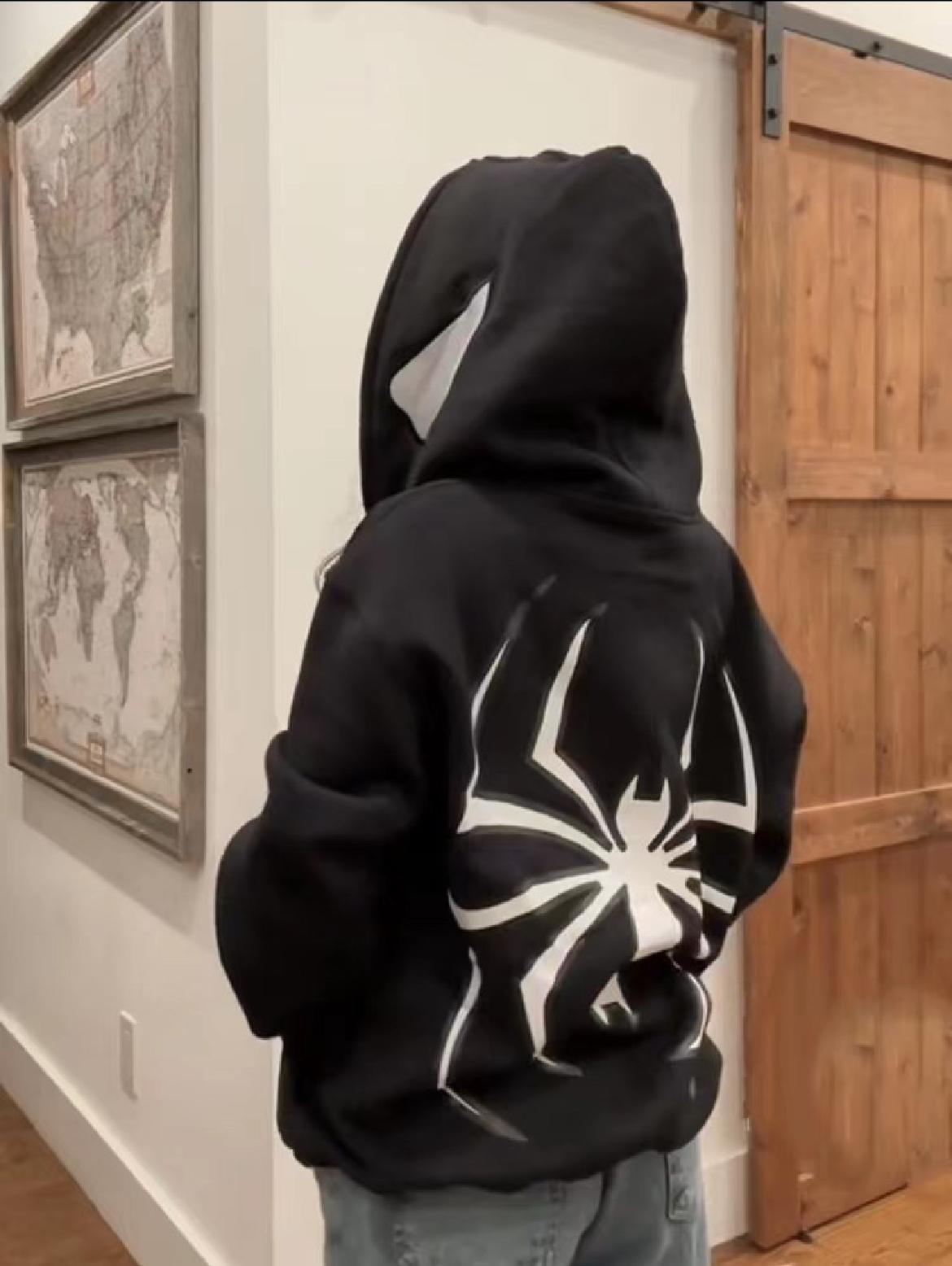 Sweat à capuche stylé