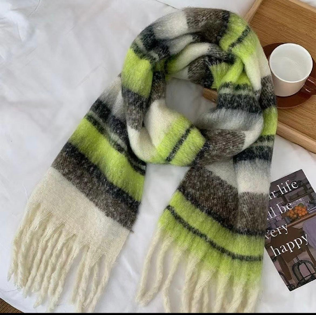 Écharpes multicolores pour l’hiver