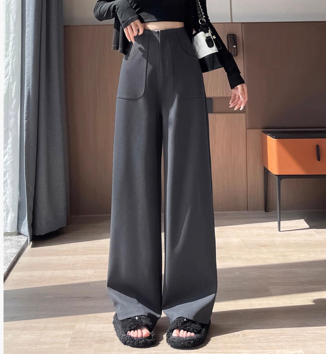 Pantalon large taillé, mode décontractée, idéal pour le milieu professionnel